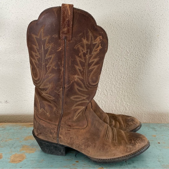 Ladies Ariat Heritage R Toe Boots 7.5C - Picture 2 of 6